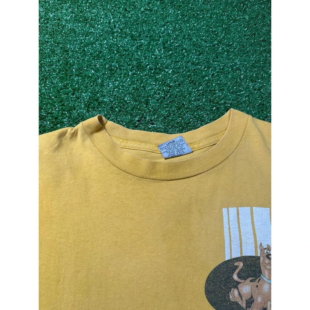 RARE Vintage 90s Scooby-Doo‎ T Shirt Mens Large Yellow Stanley Desantis